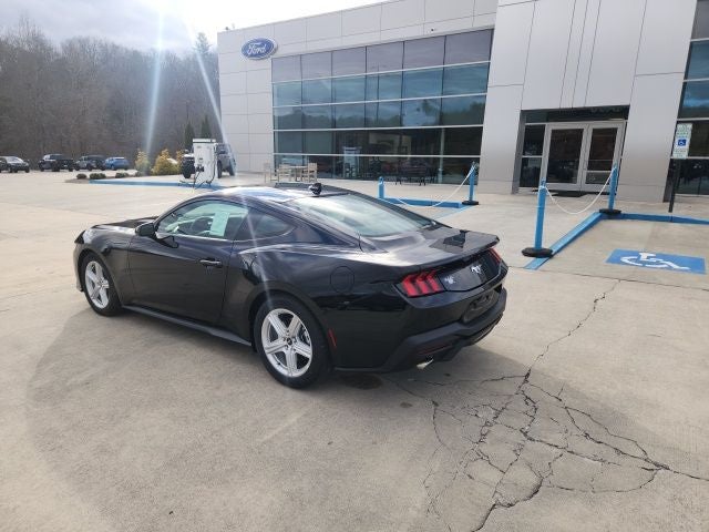 2026 Ford Mustang Base