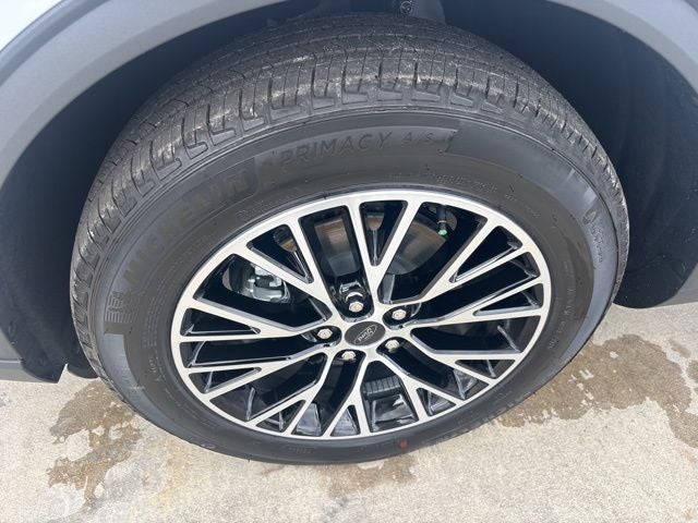 2025 Ford Escape Plug-In Hybrid Base