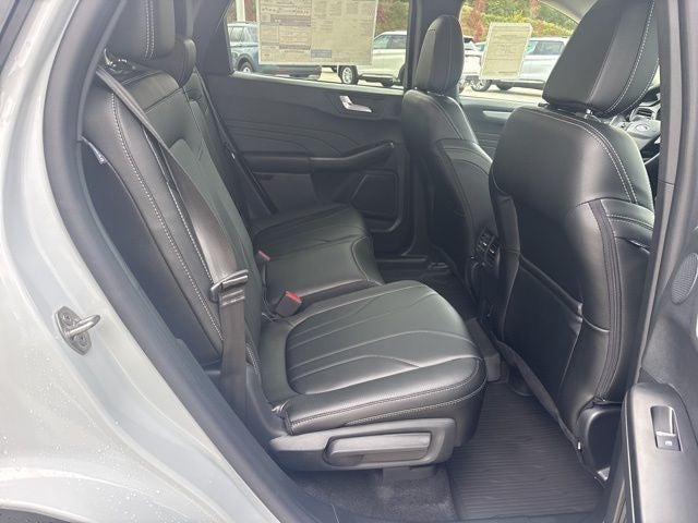 2025 Ford Escape Plug-In Hybrid Base