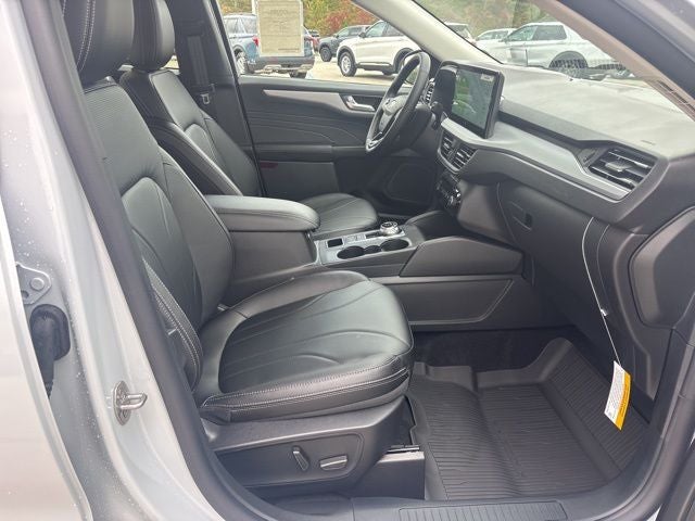 2025 Ford Escape Plug-In Hybrid Base