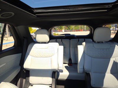 2027 Ford Explorer Platinum