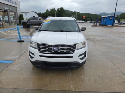 2017 Ford Explorer Base