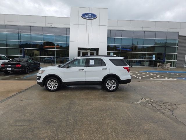2017 Ford Explorer Base