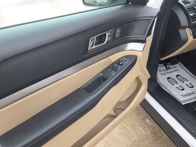2017 Ford Explorer Base