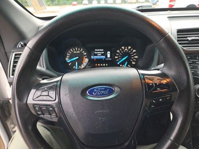 2017 Ford Explorer Base