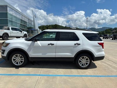 2017 Ford Explorer Base