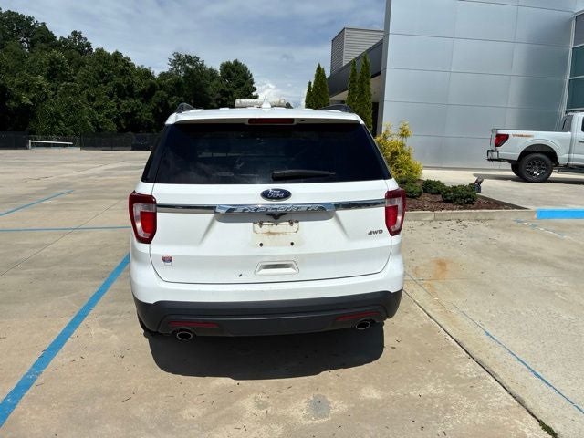 2017 Ford Explorer Base