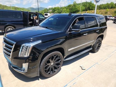 2018 Cadillac Escalade Luxury