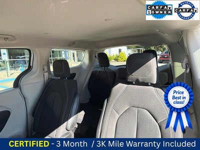 2024 Chrysler Voyager LX