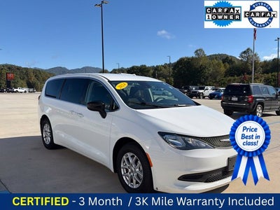 2024 Chrysler Voyager LX