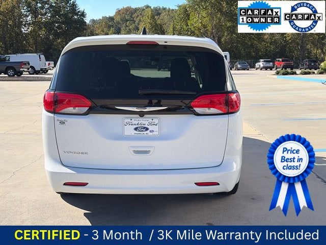 2024 Chrysler Voyager LX