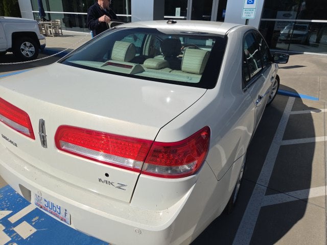 2012 Lincoln MKZ Base